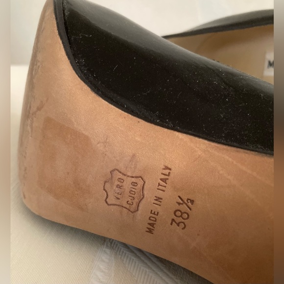 MANOLO BLAHNIK Black Heels. Size 38-1/2. Made in Italy. - Picture 4 of 4